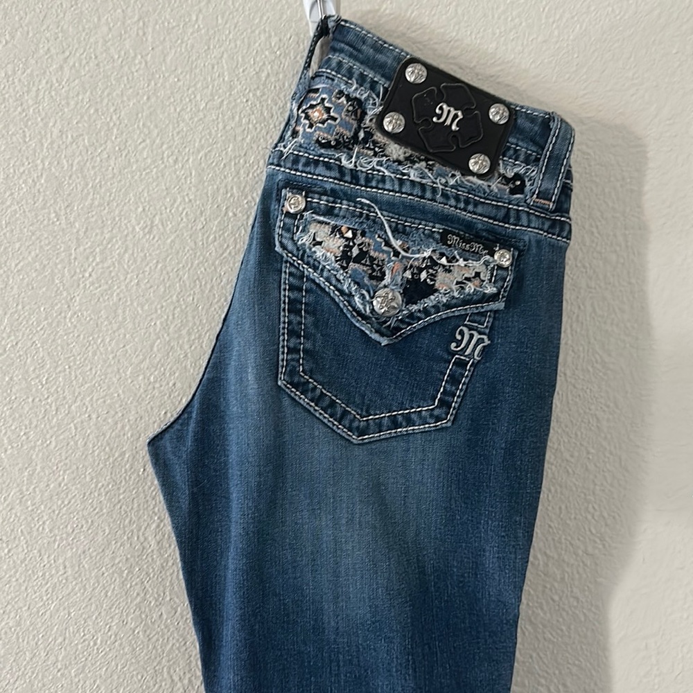 Miss me Size 29 Signature Boot Cut Jean